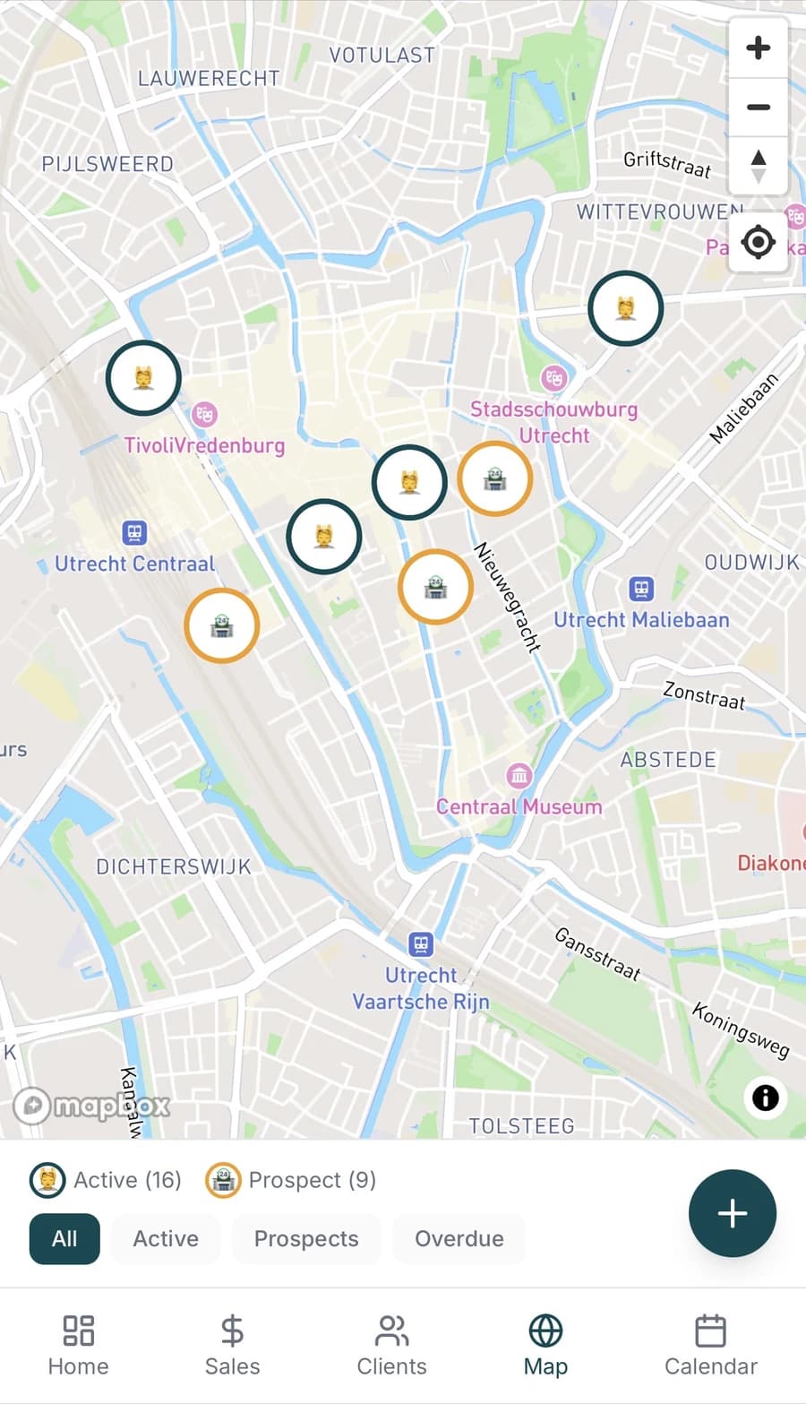 Kaartscherm van de verkoopapp met klantlocaties als spelden op een kaart, op testgegevens